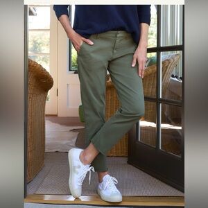 Frank & Eileen cotton New with tags Wicklow Chino Size 0 Army green color